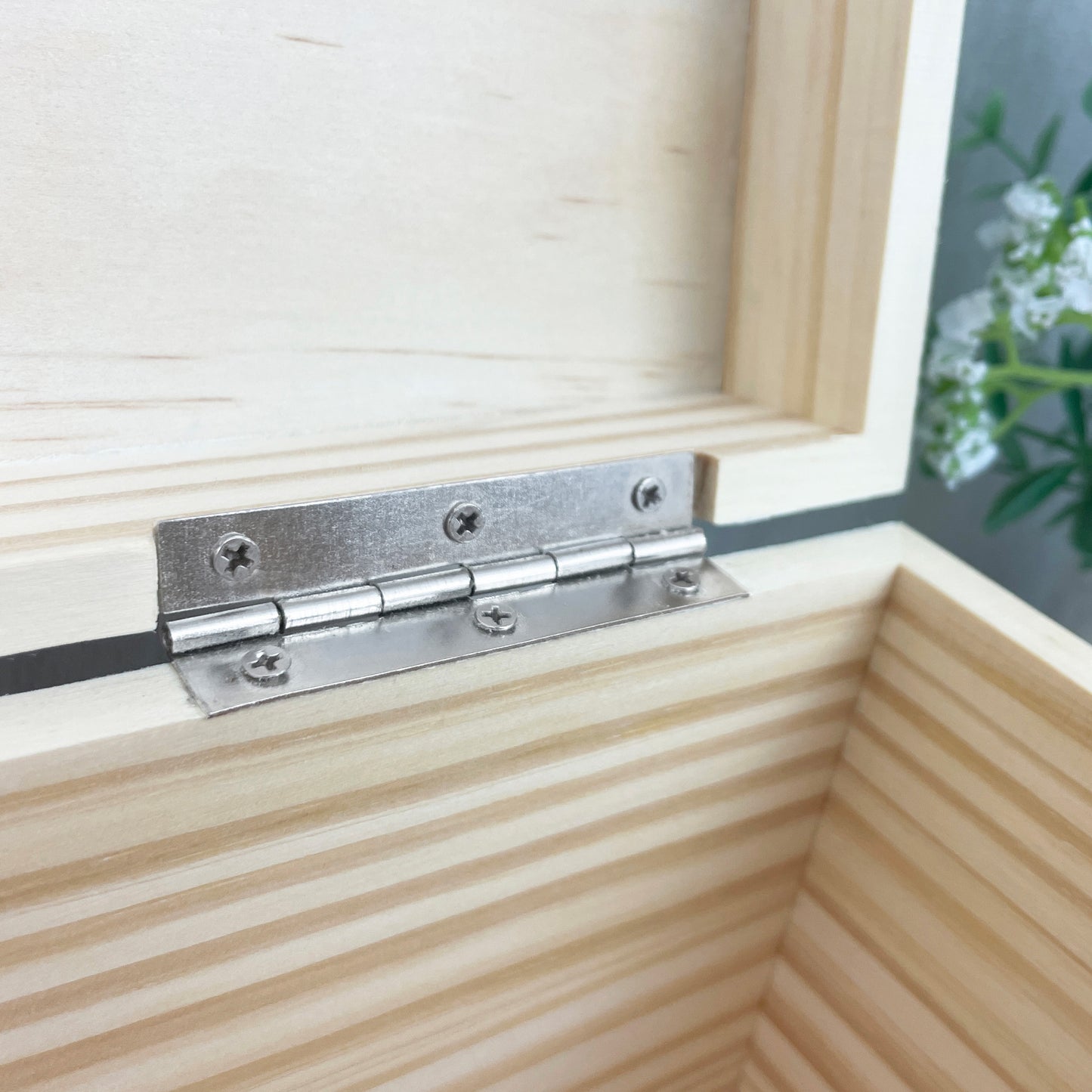 Personalised Pine Wooden One Photo Keepsake Memory Box - 5 Sizes (16cm | 20cm | 26cm | 30cm | 36cm)