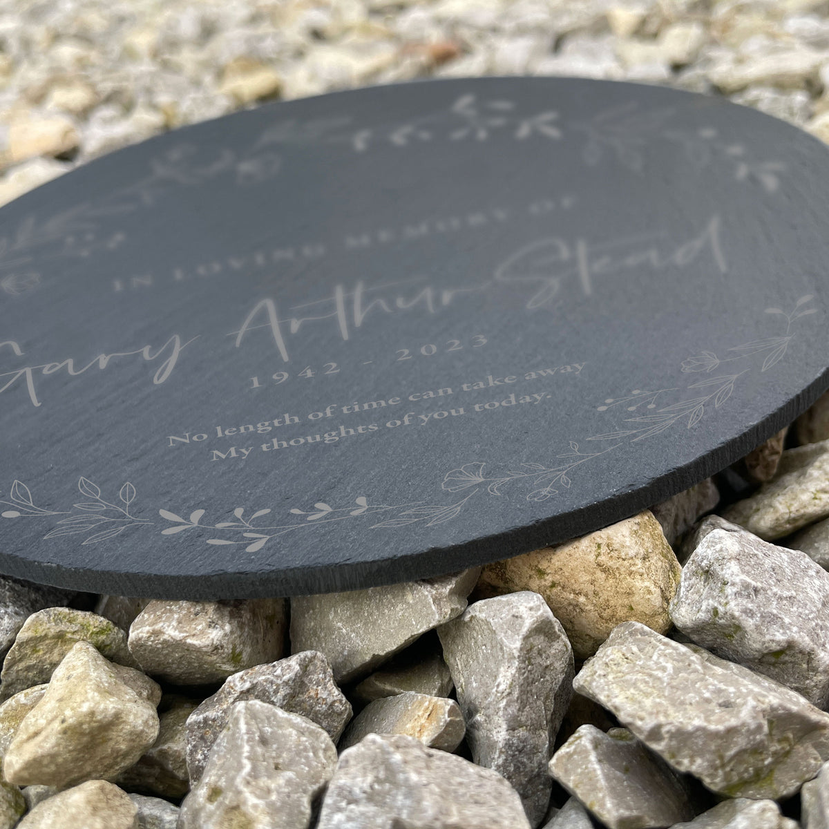 Personalised Wreath Memorial Slate Circular Grave Marker