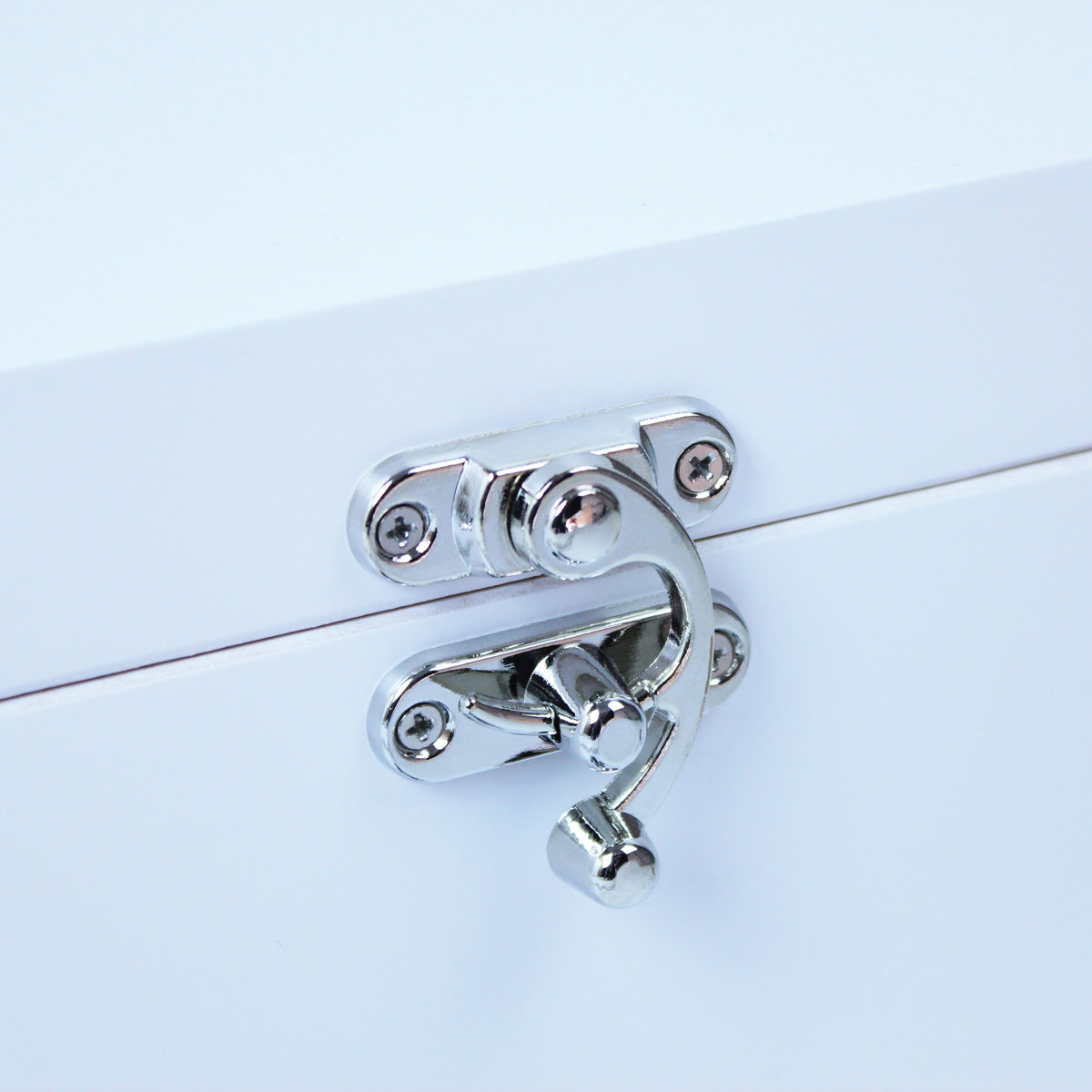 Personalised White Wooden Wreath Keepsake Memory Box - 3 Sizes (22cm | 27cm | 30cm)