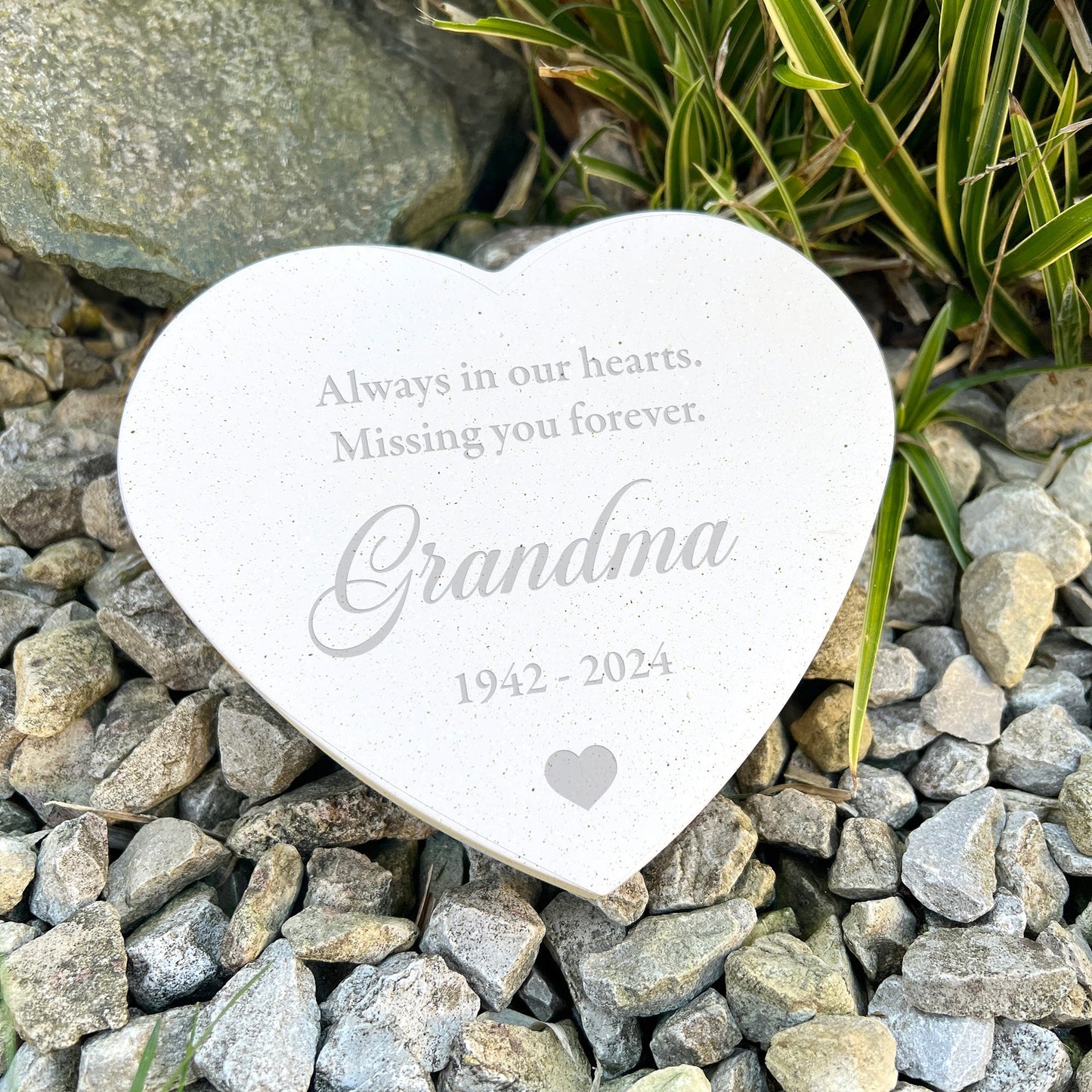 Personalised Engraved Free Text Resin Heart Grave Marker