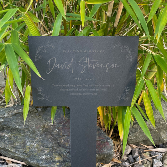 Personalised Large Wreath Memorial Slate Plant Marker