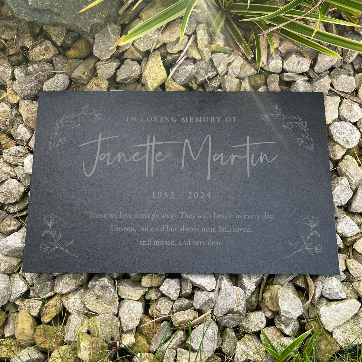 Personalised Wreath Memorial Slate Grave Marker 25 x 15cm