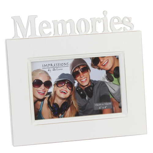Photo Frame. 6x4inch. White. Cut Out 'Memories' Sentiment.
