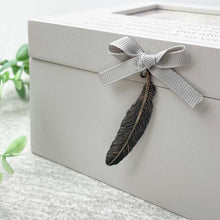 Load image into Gallery viewer, Thoughts of You Keepsake Box with Single Feather