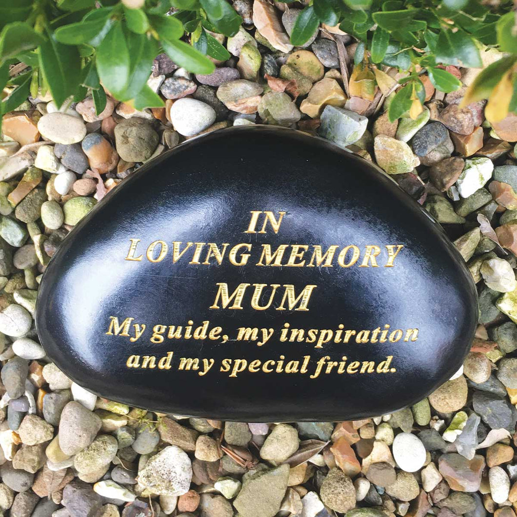 Outdoor Memorial Pebble. Black & Gold. 'In Memory of Mum'