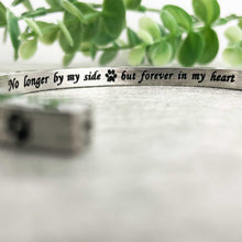 Load image into Gallery viewer, Pet Cremation Ashes Memorial Urn Bangle