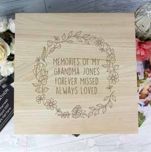 Personalised Memorys & Keepsake Box. Wood. Floral Wreath Embellishment.