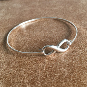 You added Bangle. Sterling Silver. Infinity Symbol. Personalised Gift Box to your cart.